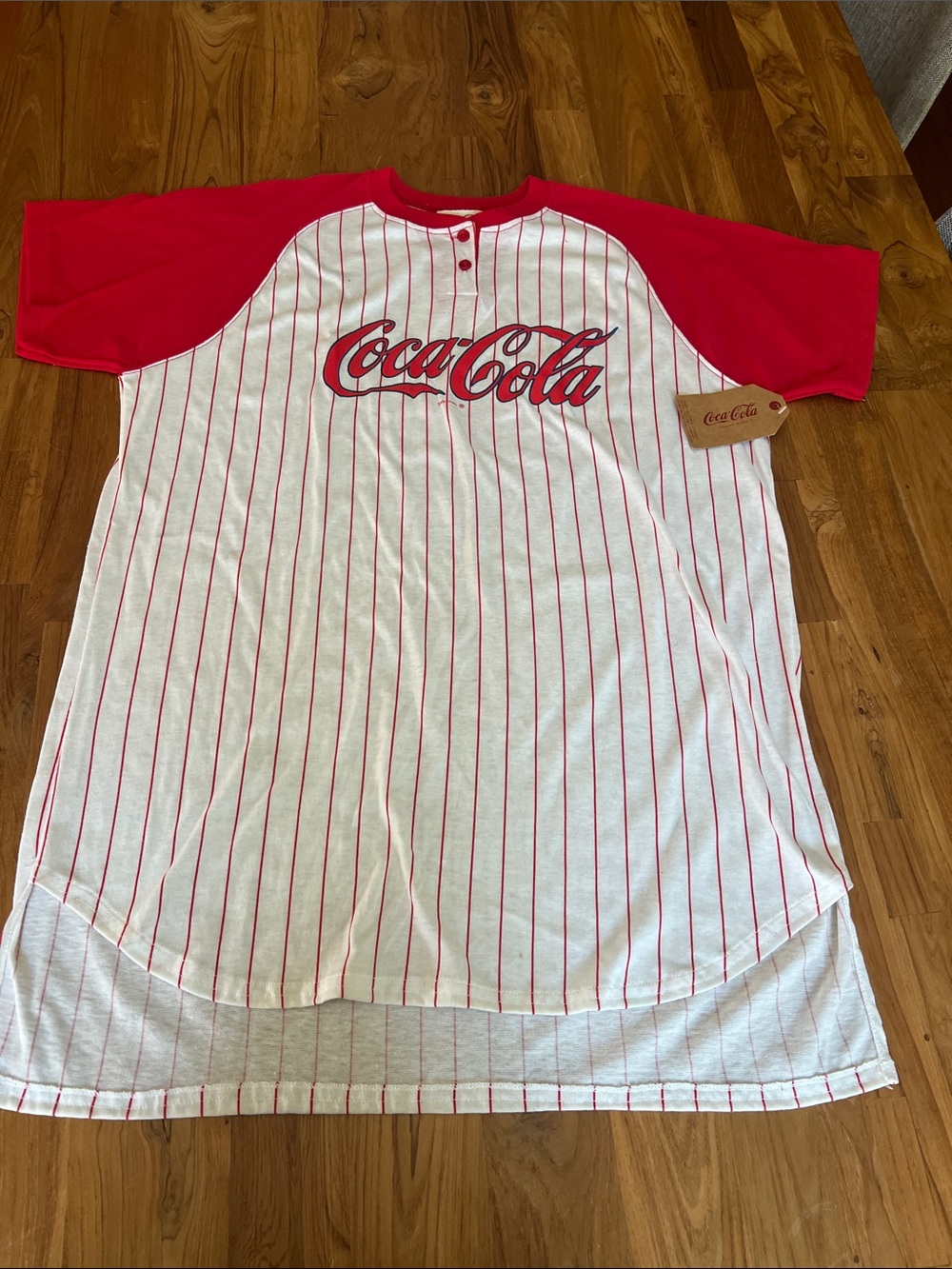 Vintage 80’s nwt Coca-Cola White Tee with Red Accents